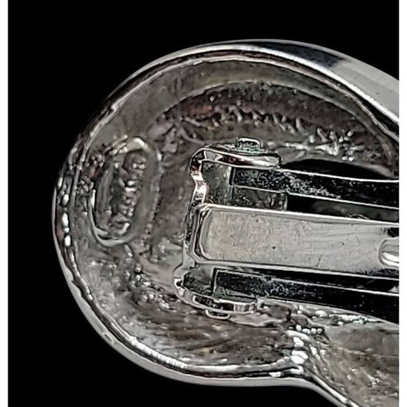 Craft Faux Onyx Clip On Earrings Cats Eye Style Highly Collectible Brand Vintage - Picture 7 of 15